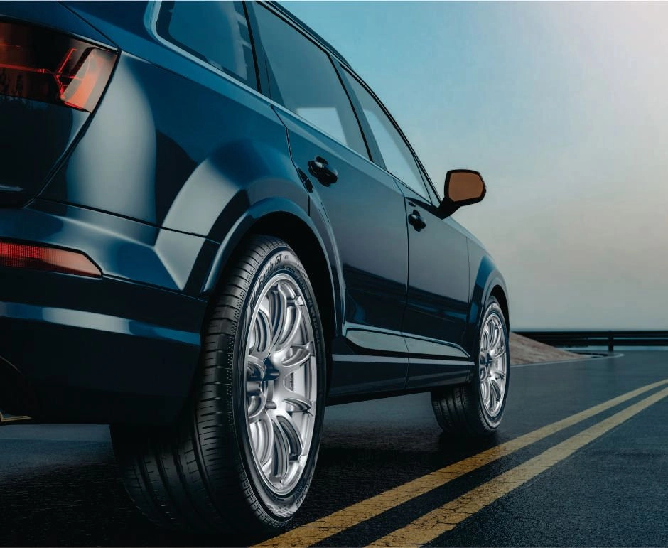 ヨコハマ　ブルー Yokohama BluEarth GT Max | Grand Touring Tyre